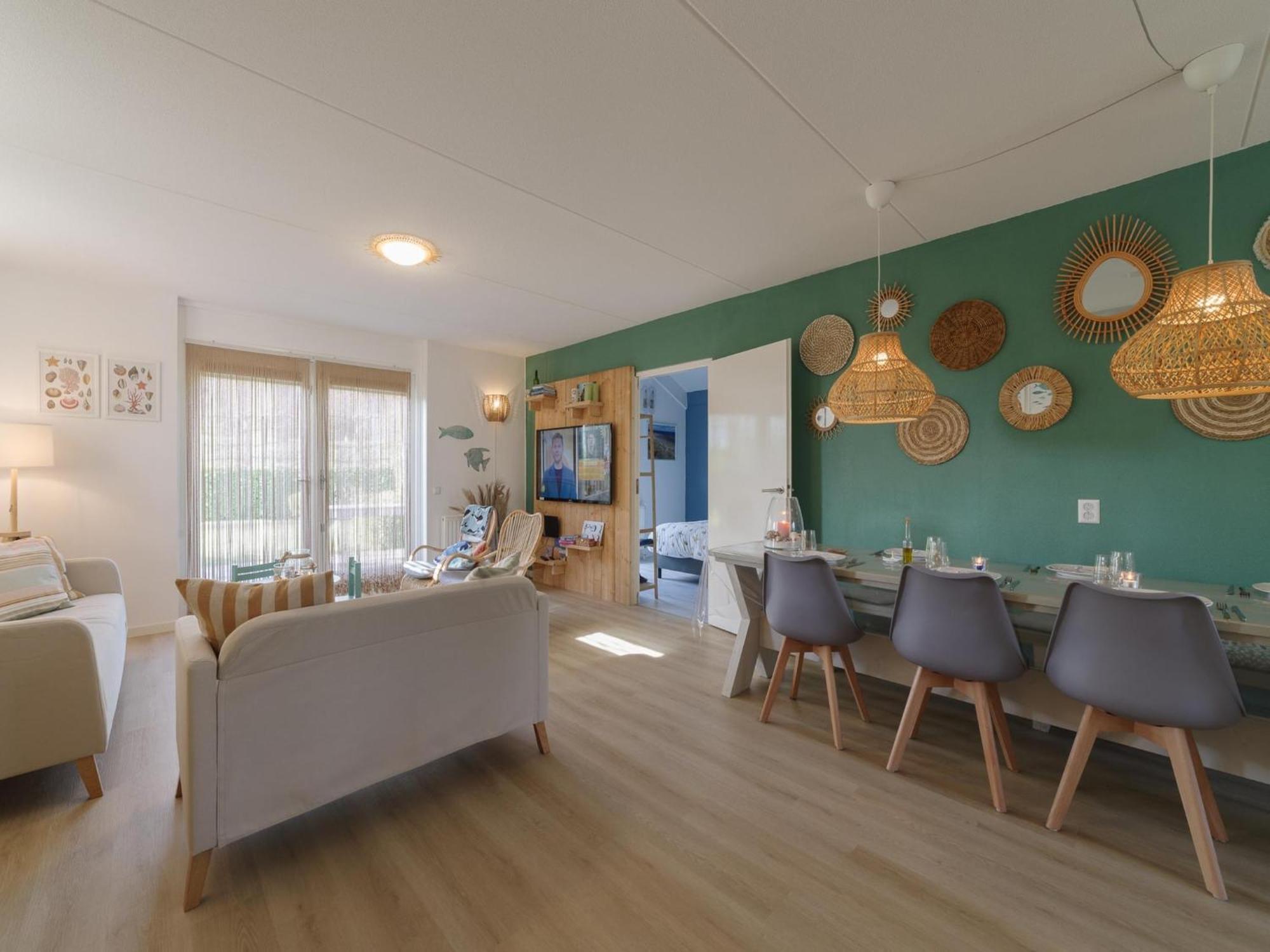 Vakantiehuis With Washing Machine, In A 200m From The