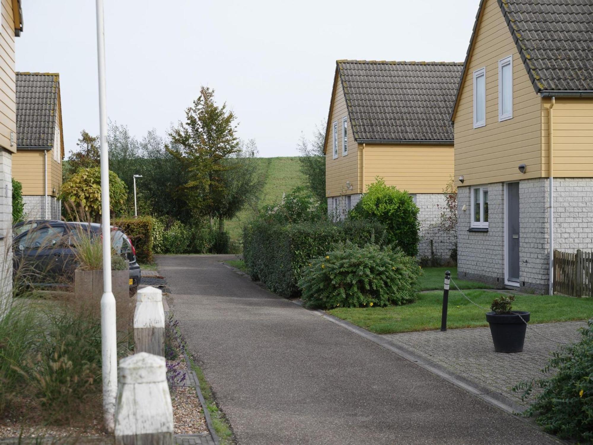Vakantiehuis With Washing Machine, In A 200m From The
